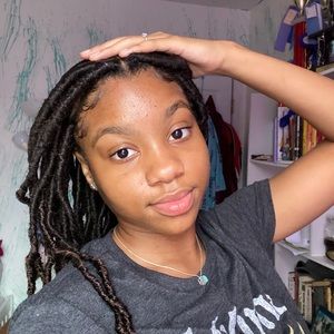 Meet your Posher, Lauryn